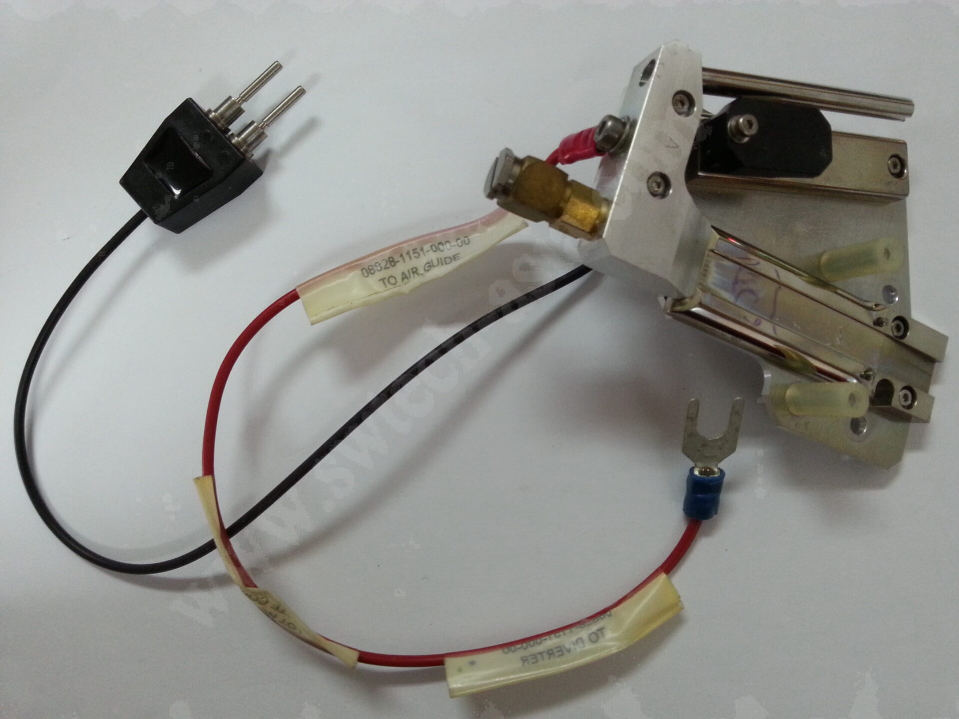 KNS Maxum / Ultra CBL Diverter Air Guide 08828-1151-000-00