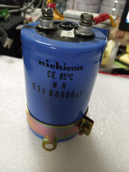ASM 339 NICHICON 63V 68000UF LNR1J683MSE