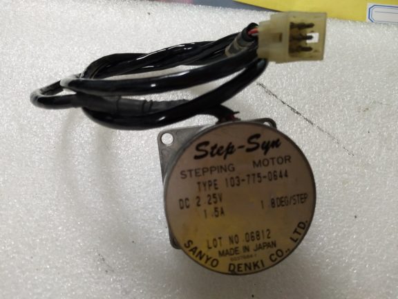 ESEC 2007 STEP-SYN STEPPING MOTOR TYPE 103-775-0644 DC2.25V 1.5A