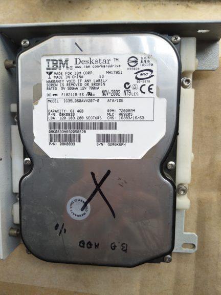 IBM DESKSTAR IC35L040AVVA07-0 41.1GB Harddisk