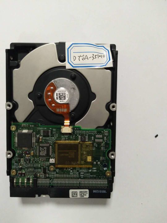 IBM DTTA-351010 E182115 S 10.1GB Harddisk 00K4091