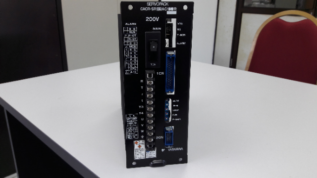 KNS SERVOPACK CACR-SR03ACIER