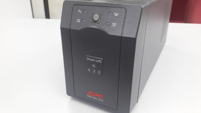 APC Smart UPS SC 620