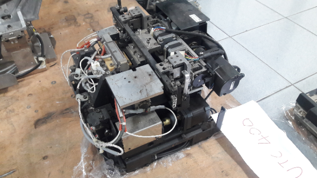Shinkawa UTC 400 Workholder
