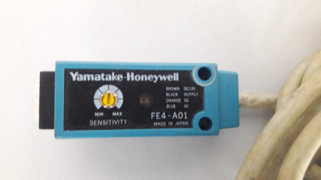 Yamatake Honeywell FE4-A01 Sensor Amp