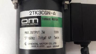 Oriental Motor 27K3CGN-A with 2GN15K Gear Head