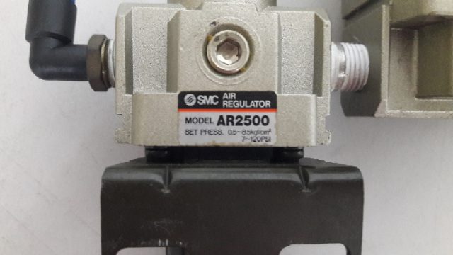 SMC Air Filter AF3000 with Air Regulator AR2500