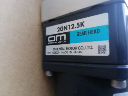Oriental Motor 2TK3CGN-A & Gear Head 2GN12.5K