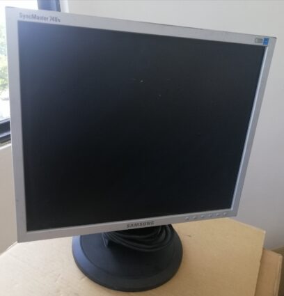 KNS 7500 Samsung SyncMaster 740N Monitor