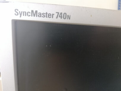 KNS 7500 Samsung SyncMaster 740N Monitor