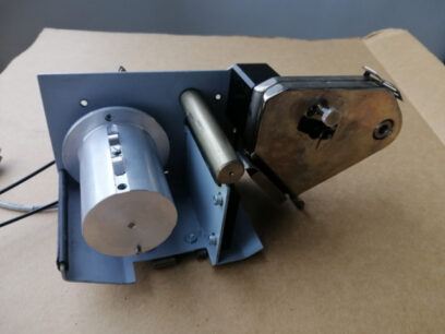 ESEC 3100 Optima Wire Clamp Assembly